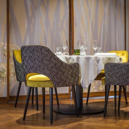 Aux Deux Clefs Hostellerie Groff ビースハイム エクステリア 写真